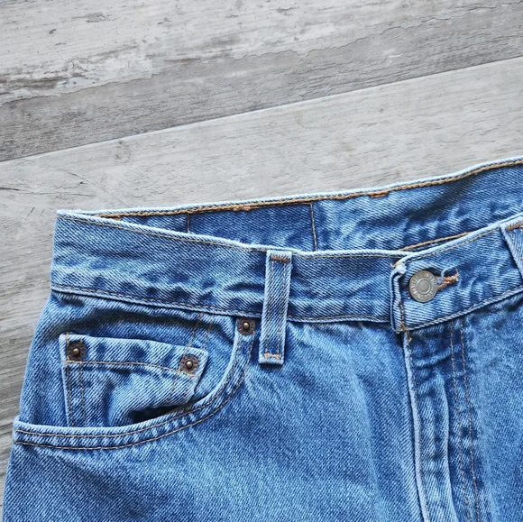 Vintage Levi's 550s - Picture 3 of 12